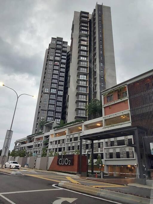 The Clio 2 Residences: Putrajaya Hub Near IOI City Mall Exterior photo